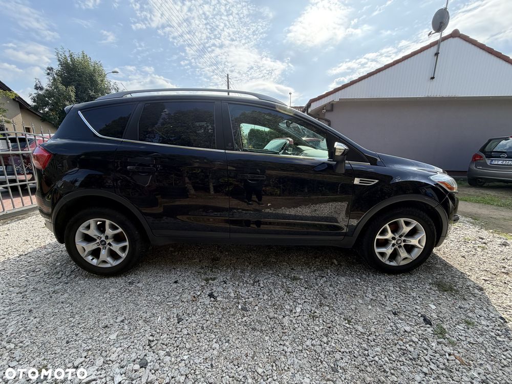 Ford Kuga 2.0 TDCi Titanium FWD - 3
