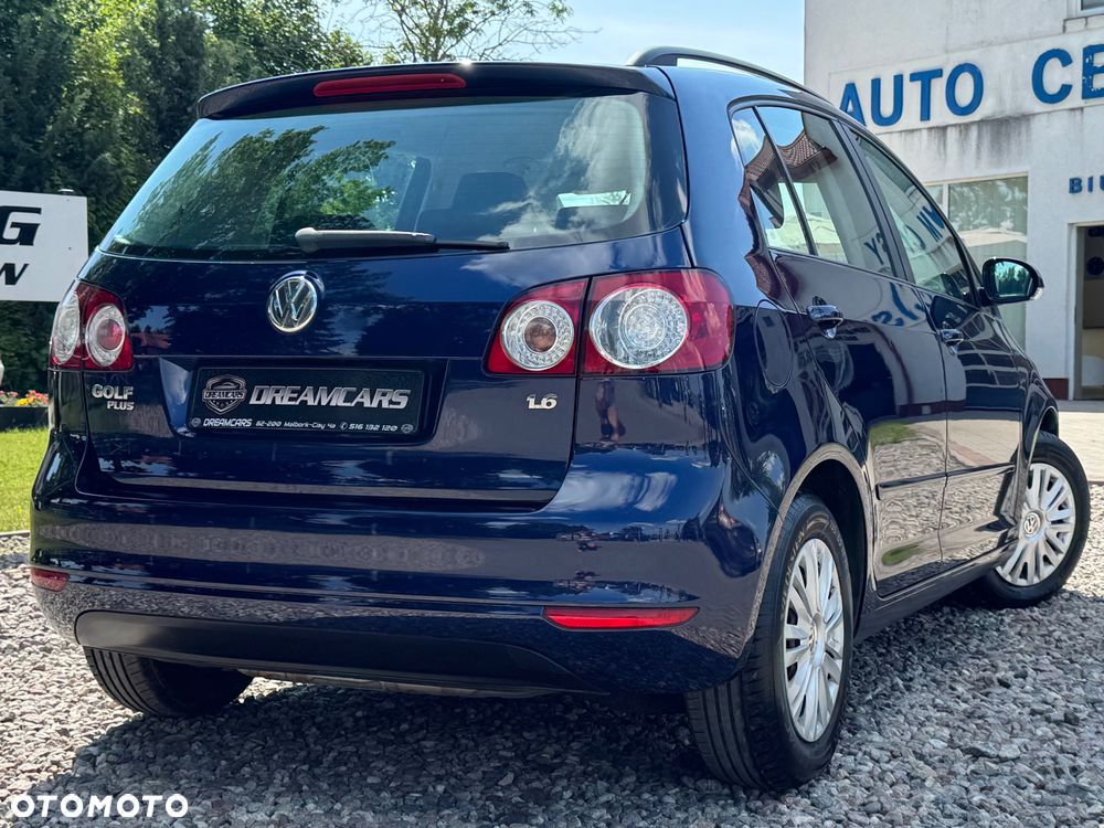 Volkswagen Golf Plus - 12