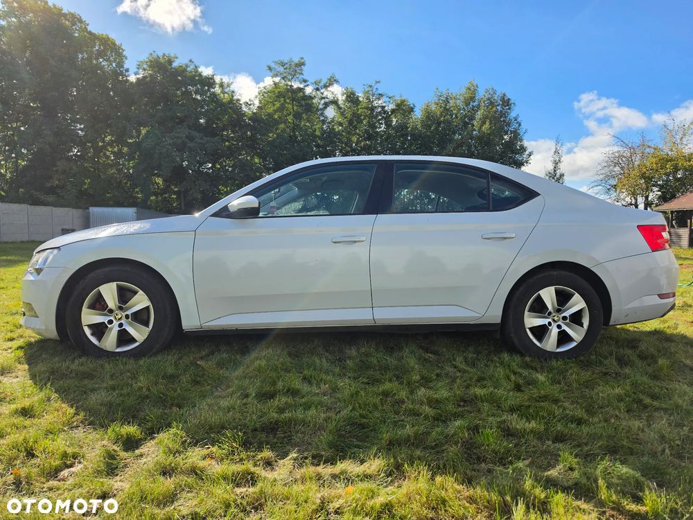 Skoda Superb - 4