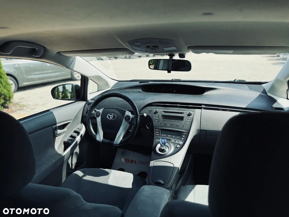 Toyota Prius (Hybrid) Comfort - 21