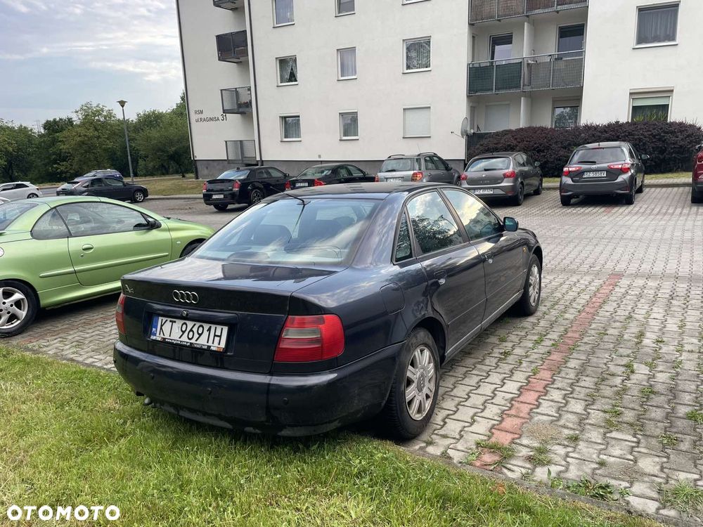 Audi A4 Avant - 13