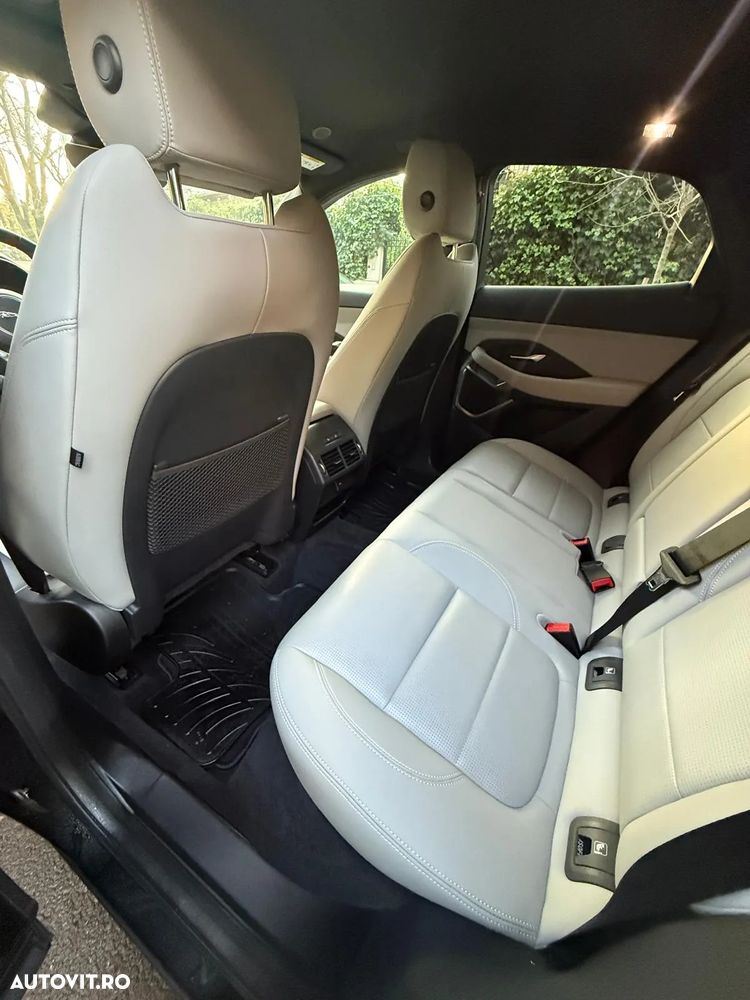 Jaguar E-Pace P250 AWD R-Dynamic Black - 12