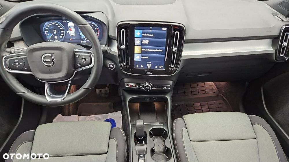 Volvo XC 40 T2 Core - 13
