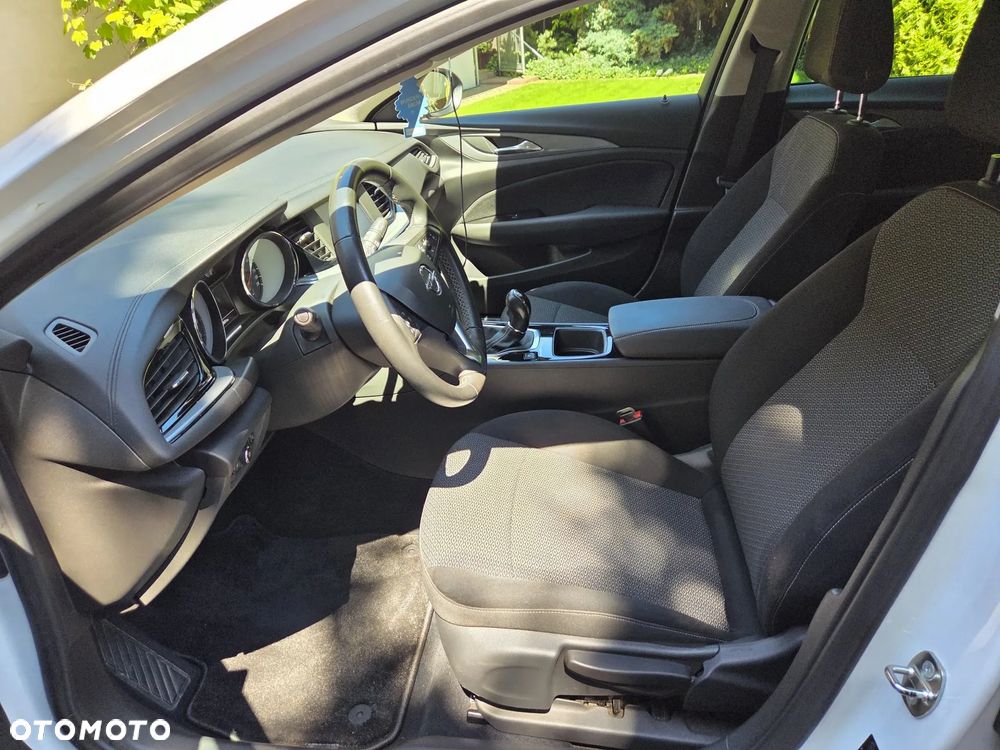 Opel Insignia 1.5 T Enjoy S&S - 8