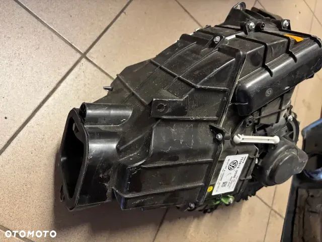 NAGRZEWNICA VOLKSWAGEN VW T6 7E0819004E - 3