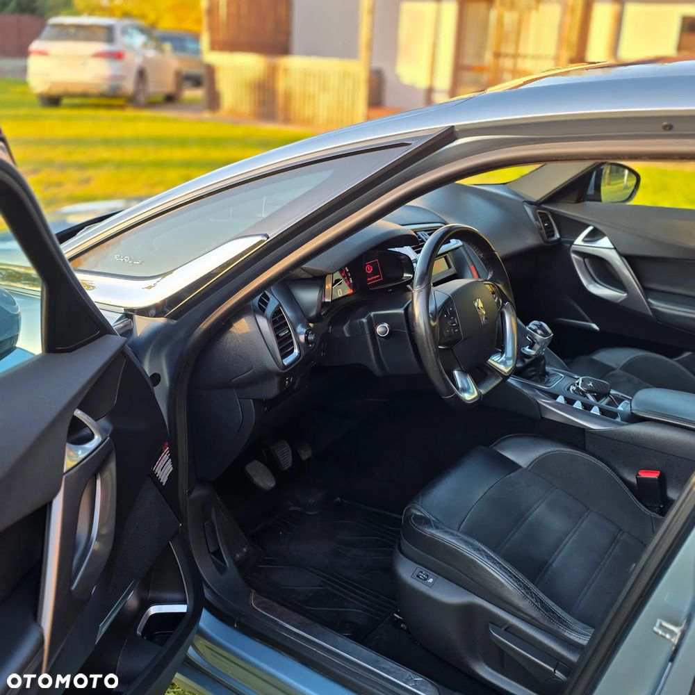 Citroën DS5 HDi 165 Business - 10