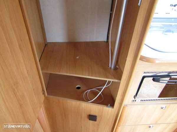 Adria Adriatik Coral 650 SP Cama Francesa - 37