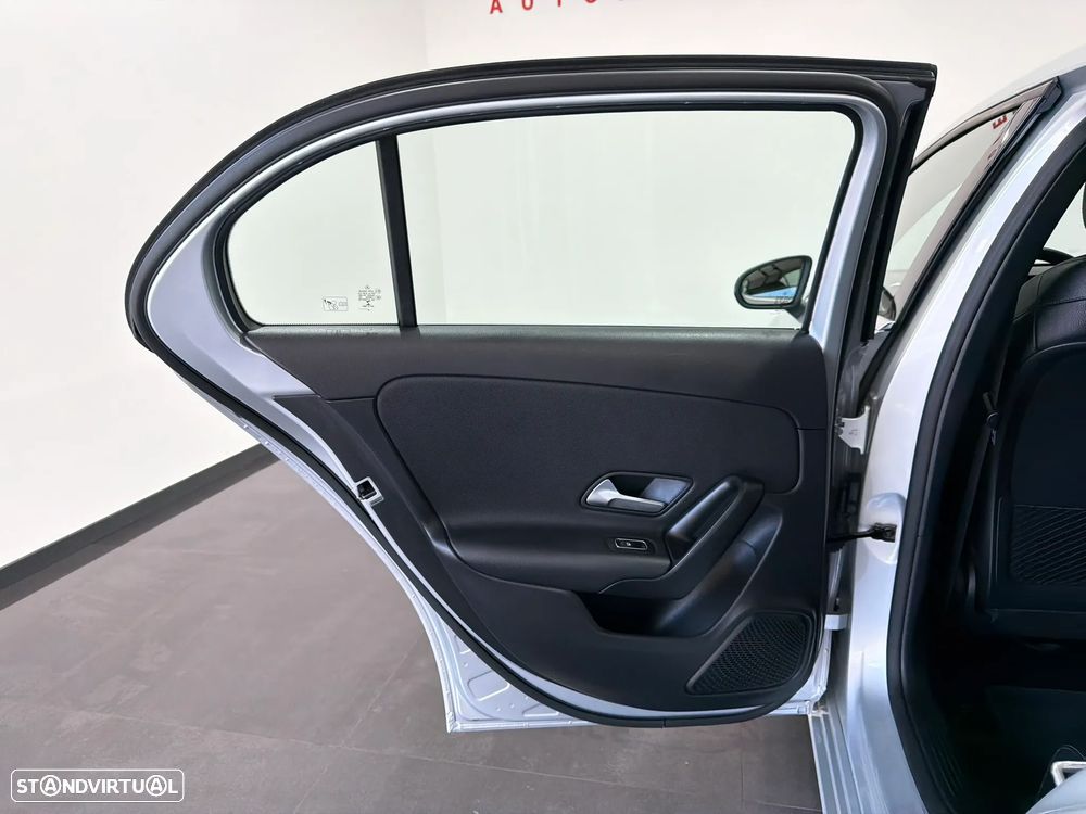 Mercedes-Benz A 180 d Progressive - 38