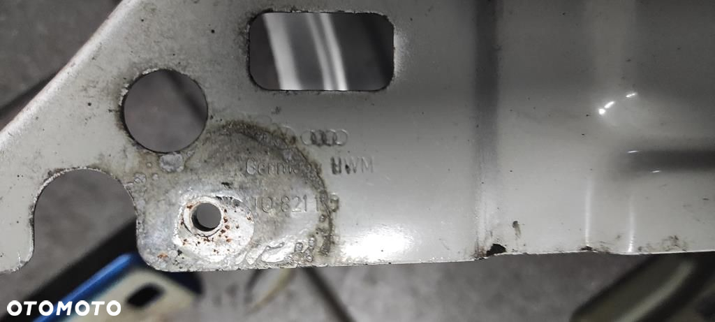 Wspornik Mocowanie Błotnika VW TOURAN CADDY PRAWY LEWY 1T0821136 1T0821135 - 2