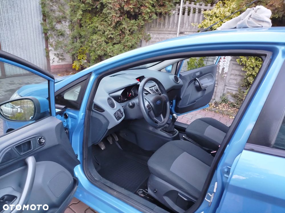 Ford Fiesta - 16