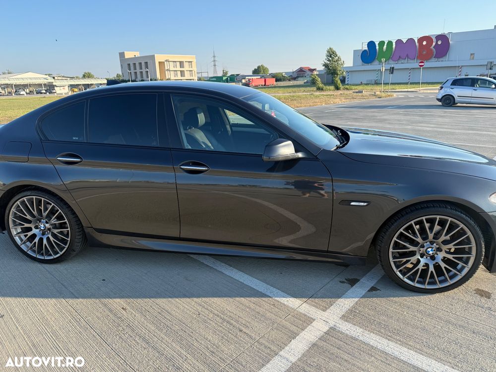 BMW Seria 5 520d - 7