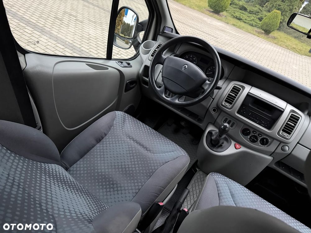 Renault Trafic L1H1 Passenger Lux - 22