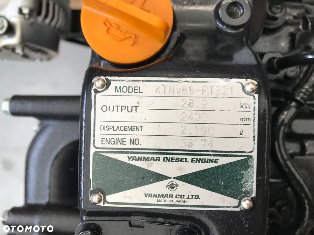 SILNIK YANMAR 4TNV88 4TNV 88 18000netto - 11
