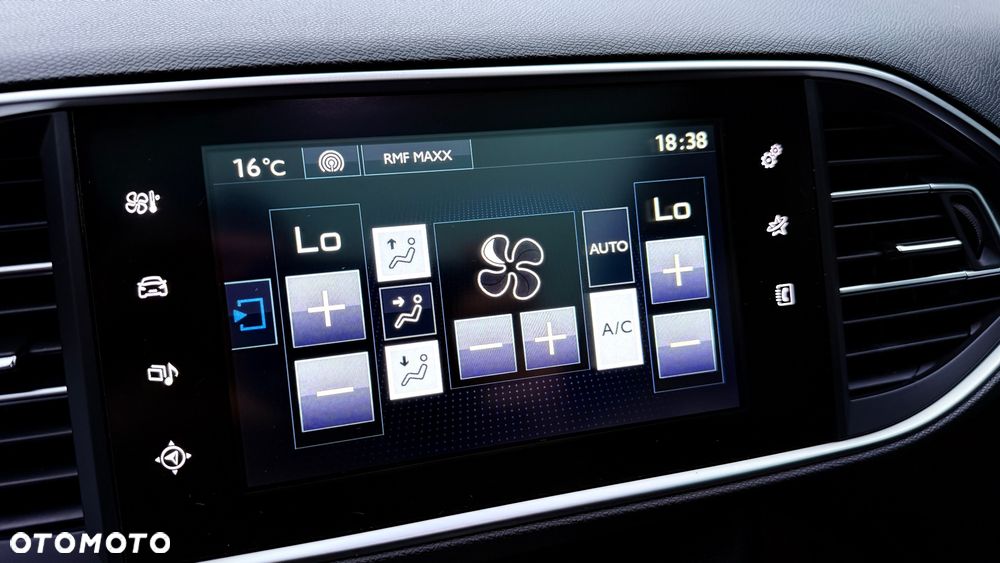 Peugeot 308 130 e-THP Stop & Start Allure - 23