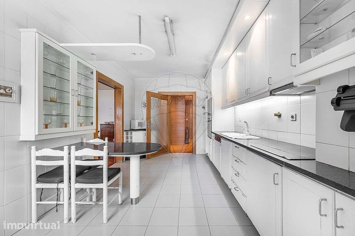 Apartamento T4 para venda - Grande imagem: 3/27