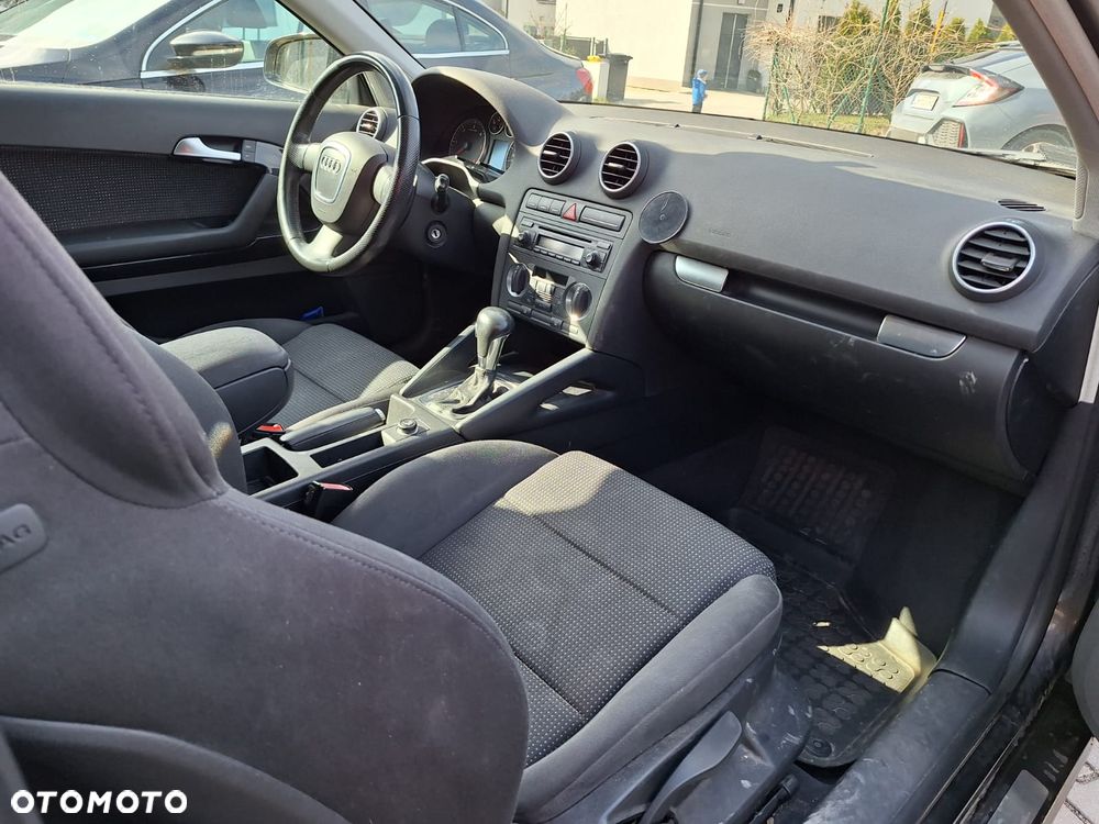 Audi A3 3-drzwiowe 2.0 TDI DSG Attraction - 3
