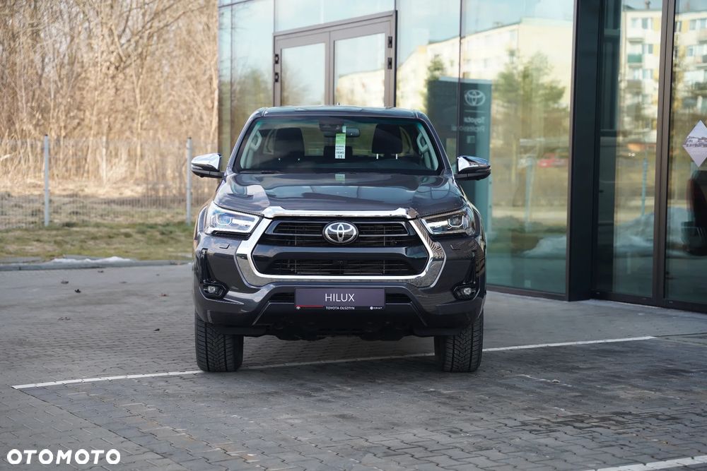 Toyota Hilux 4x4 Double Cab Autm Executive - 3