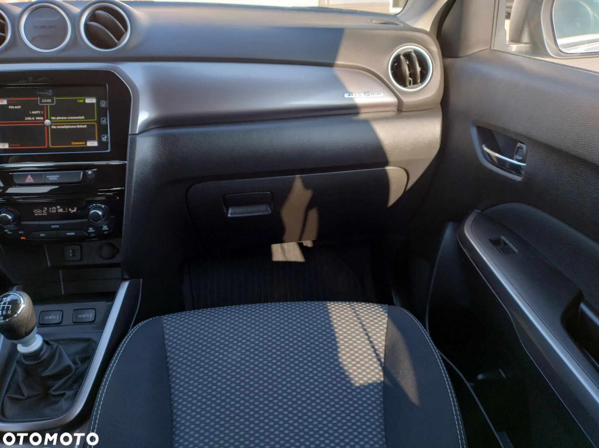 Suzuki Vitara 1.4 Boosterjet SHVS Premium 4WD - 24