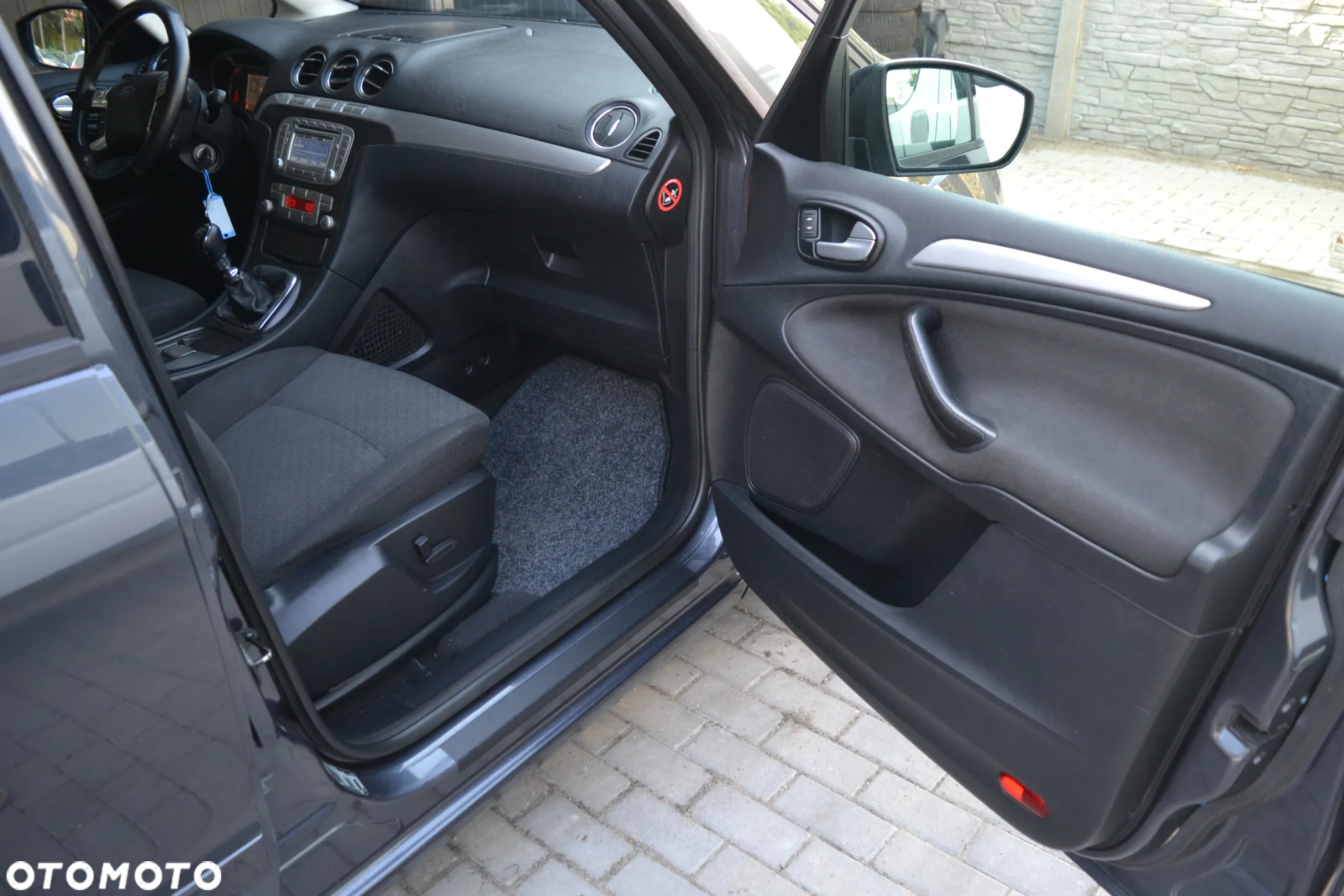 Ford Galaxy 2.0 TDCi Titanium - 15