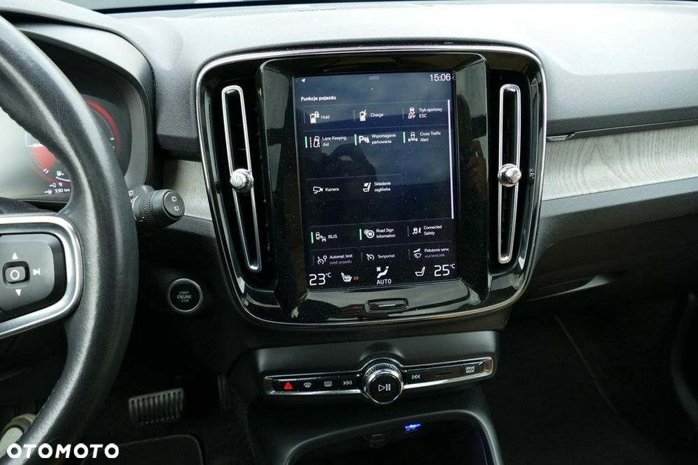 Volvo XC 40 T5 Recharge DKG Inscription Expression - 33