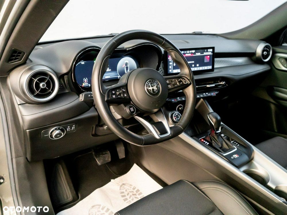 Alfa Romeo Tonale 1.5 T4 GSE mHEV Sprint DCT - 27