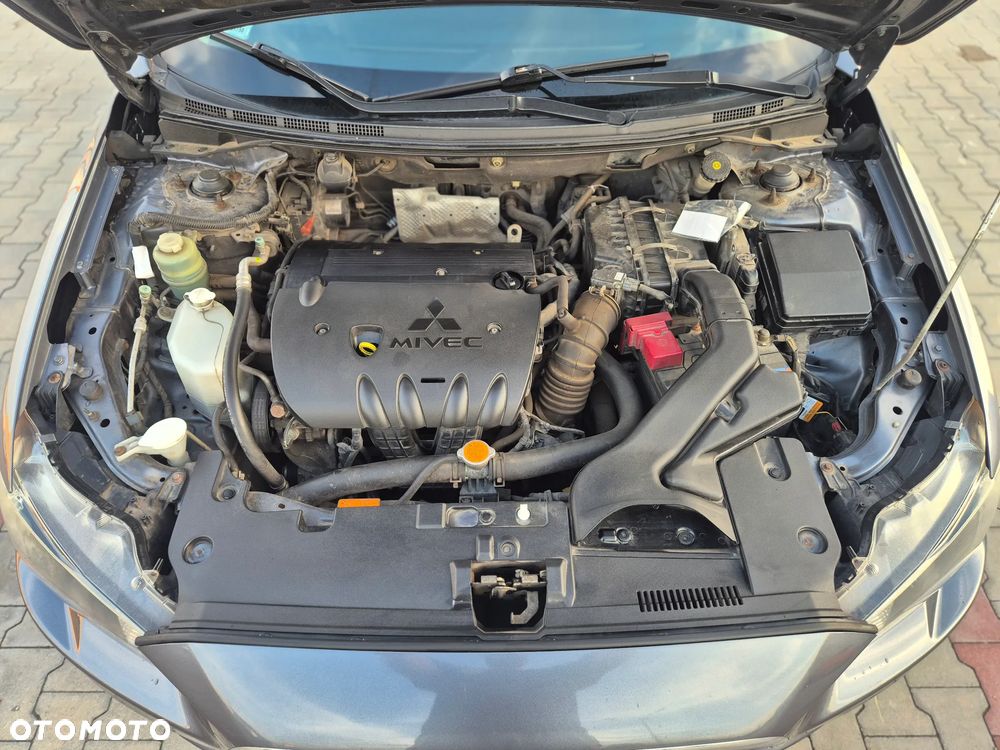 Mitsubishi Lancer 1.8 Inform - 16