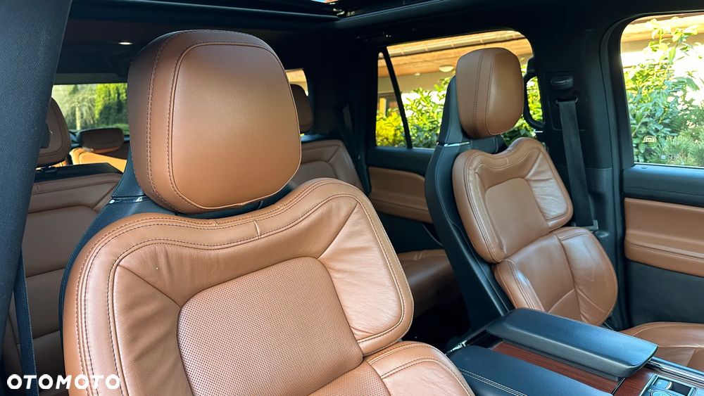 Lincoln Navigator - 27