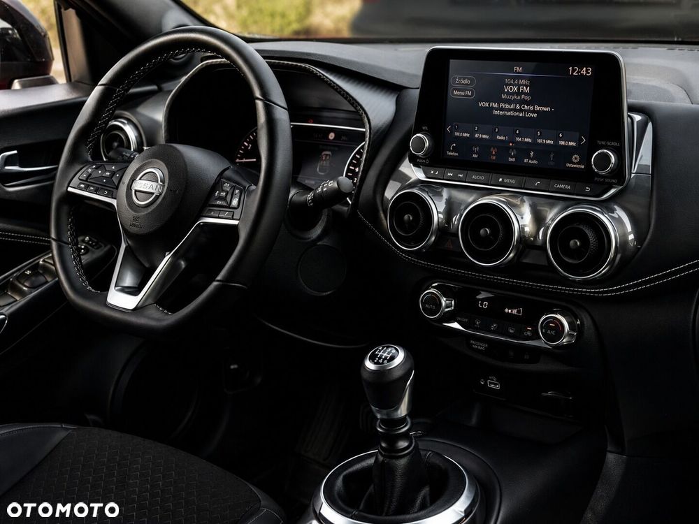 Nissan Juke 1.0 DIG-T Tekna - 13