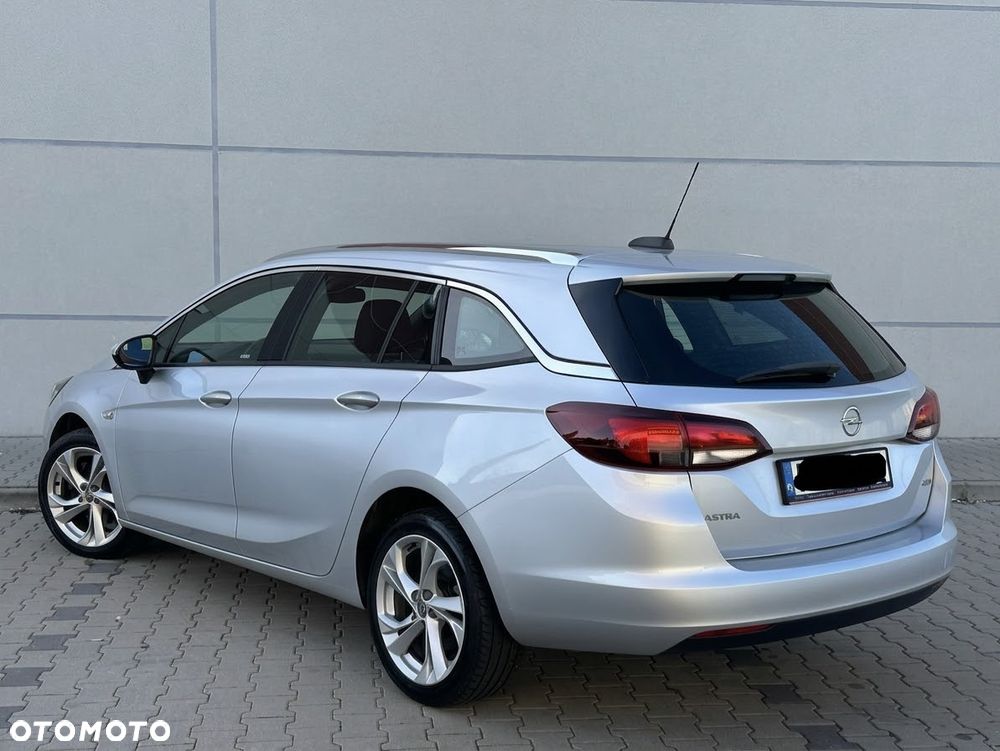 Opel Astra 1.6 CDTI Enjoy - 4