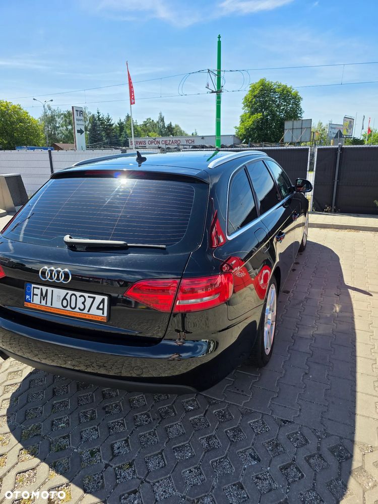 Audi A4 Avant - 4