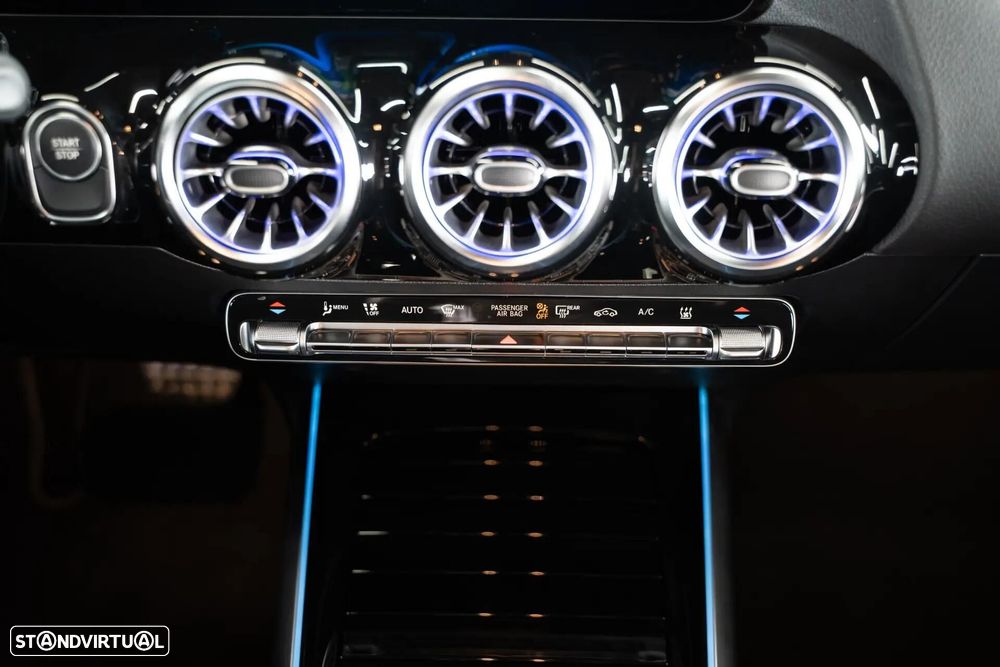 Mercedes-Benz EQA 250+ AMG Line - 39
