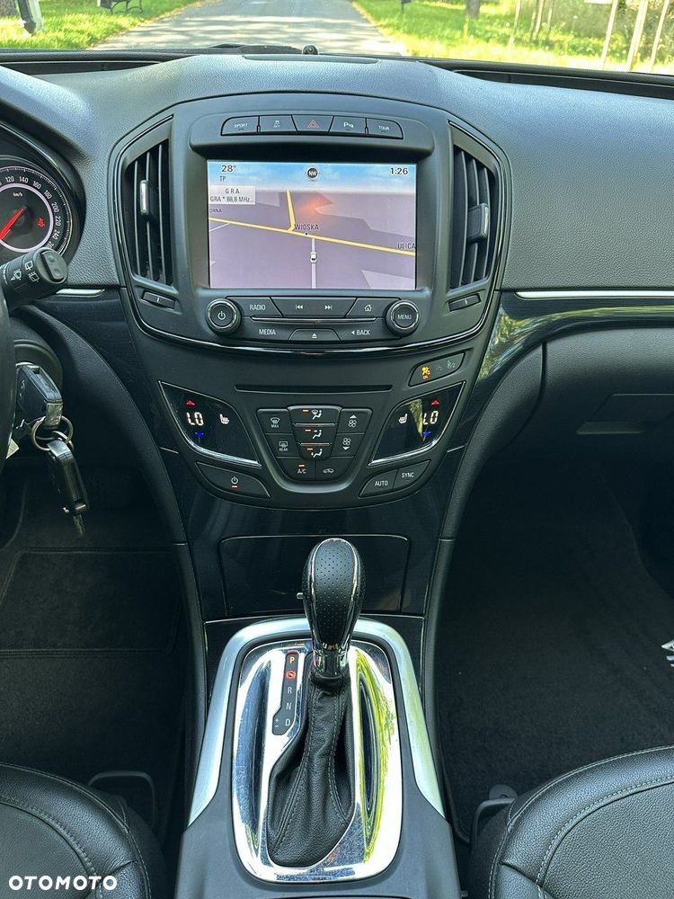 Opel Insignia - 35