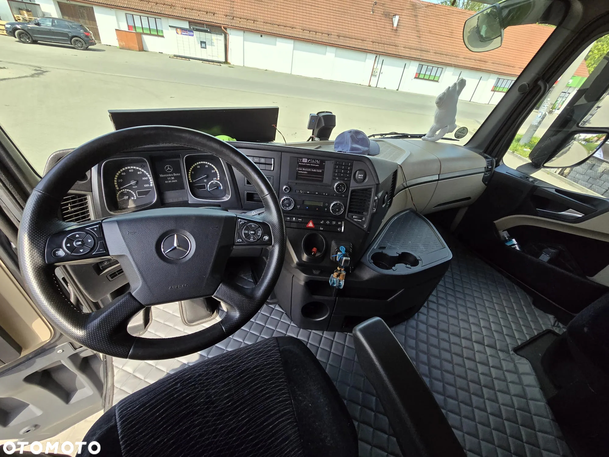 Mercedes-Benz Actros - 10