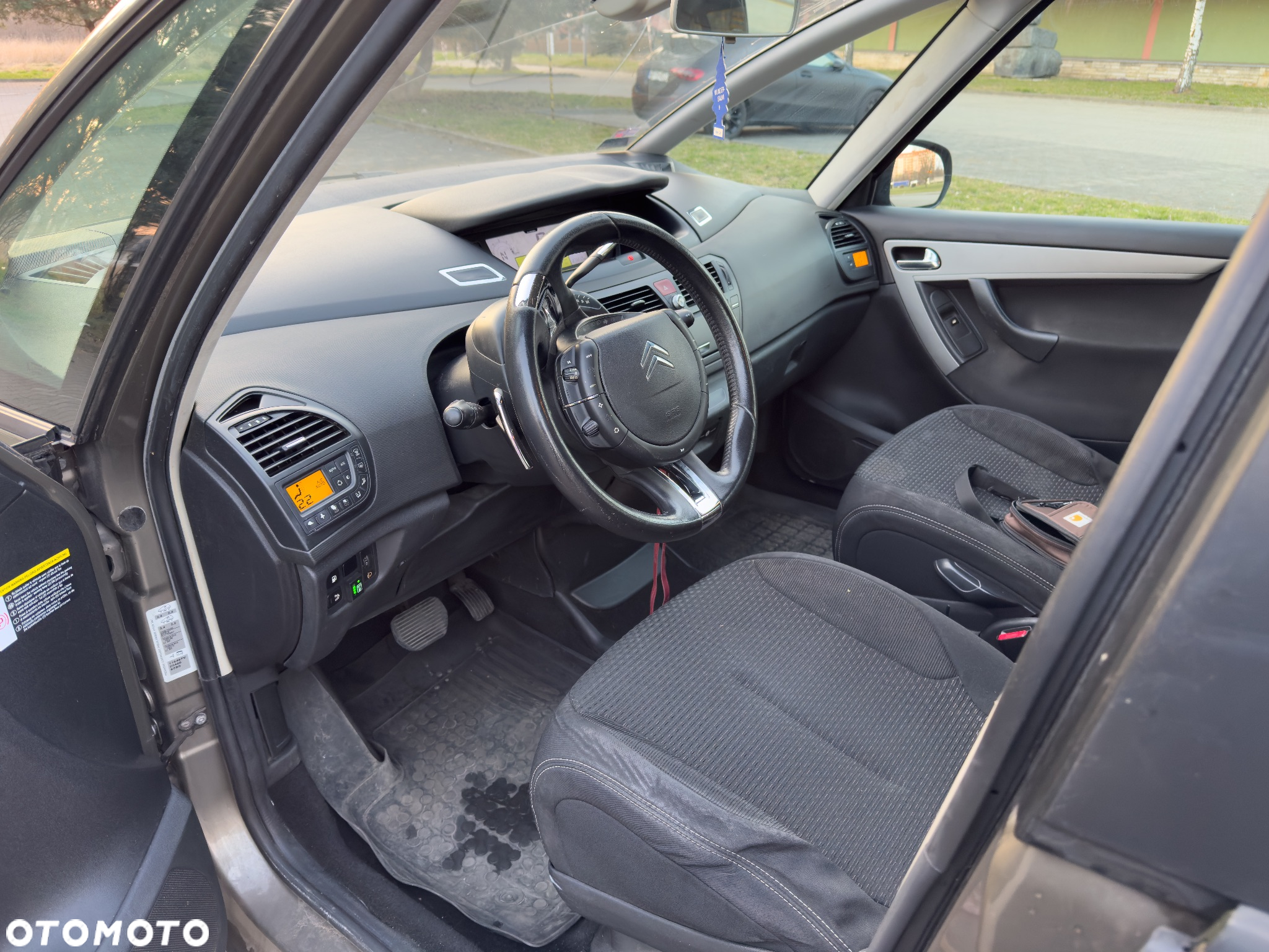 Citroën C4 Grand Picasso 2.0 16V Exclusive - 6