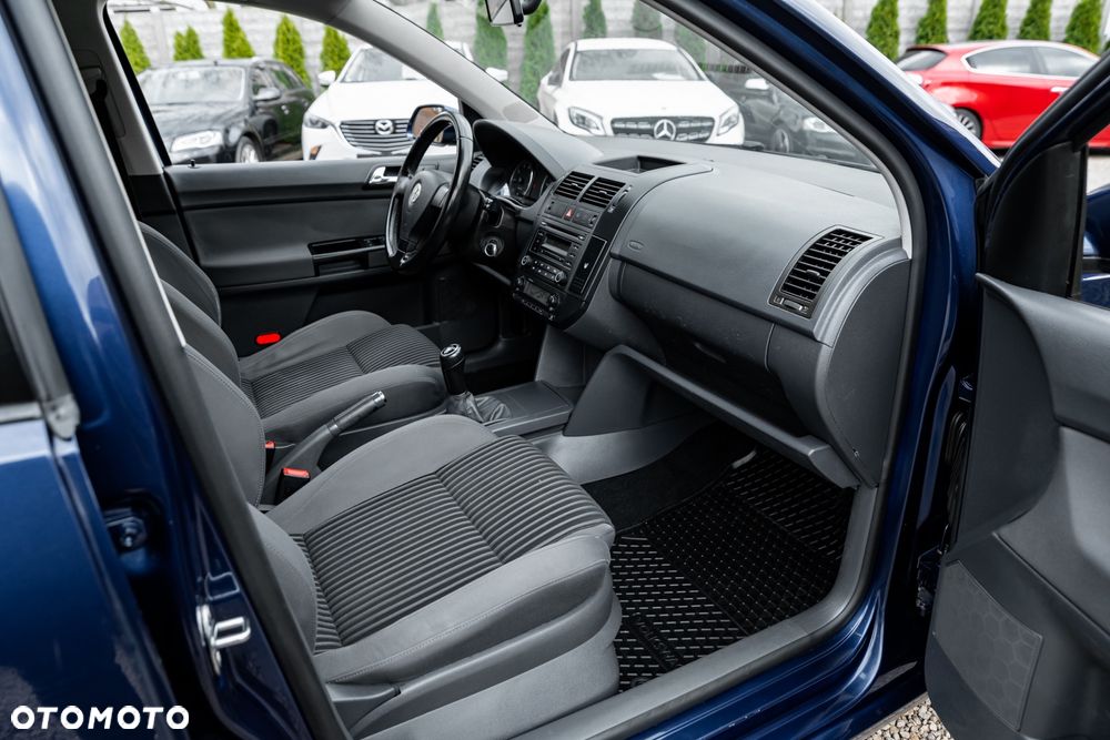 Volkswagen Polo 1.2 Comfortline - 23
