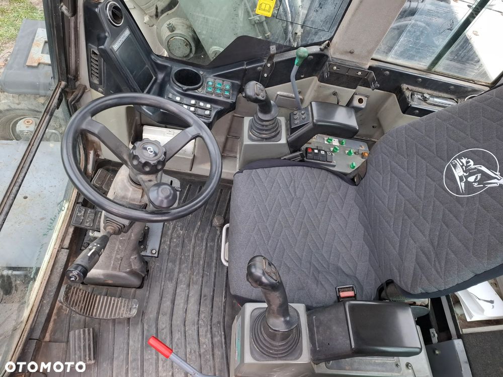 Takeuchi TB1160W - 13