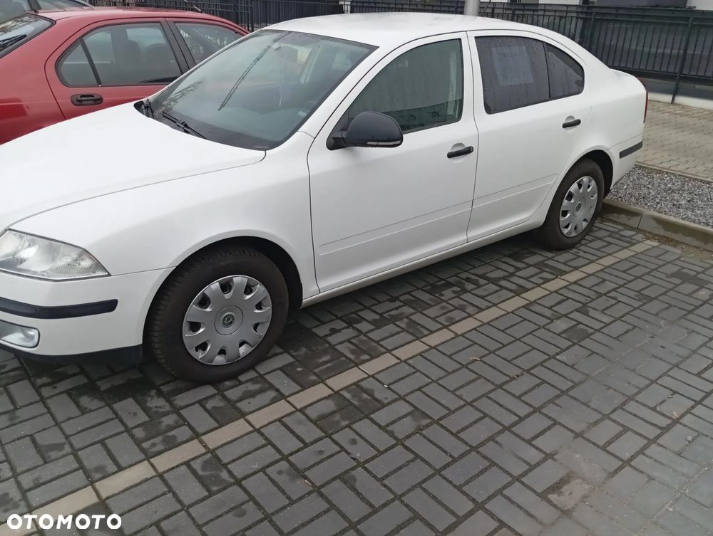 Skoda Octavia 1.4 - 3