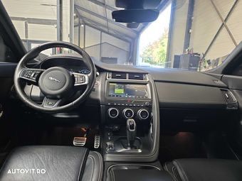 Jaguar E-Pace P200 AWD R-Dynamic SE - 2