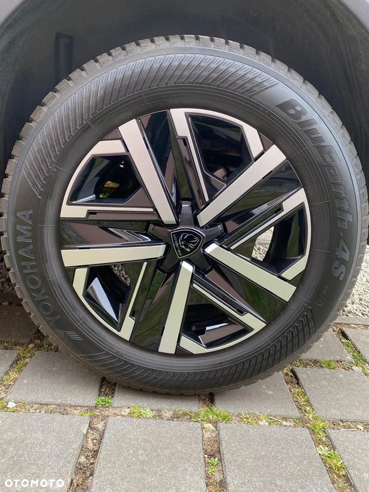 Peugeot 2008 - 12
