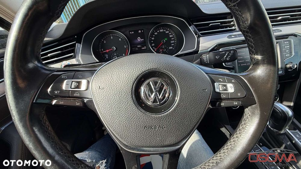 Volkswagen Passat Variant 2.0 TDI SCR 4Motion DSG (BMT) Highline - 30