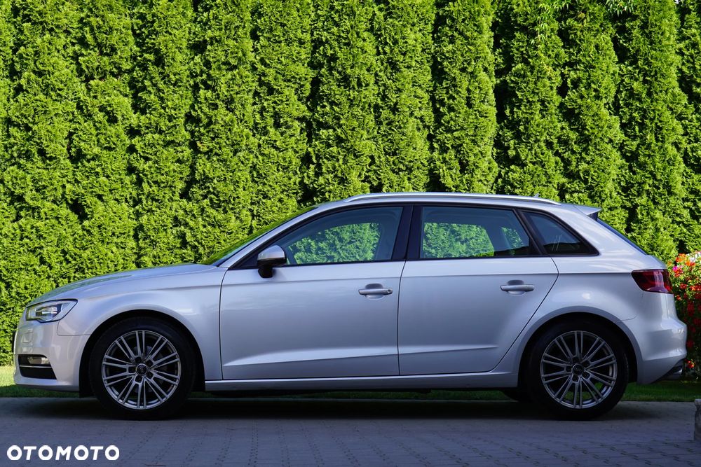 Audi A3 Sportback 2.0 TDI S tronic - 34
