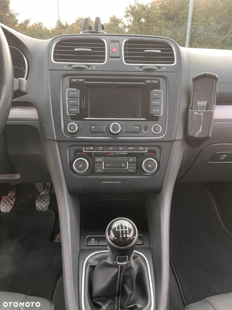 Volkswagen Golf 1.2 TSI MATCH - 10