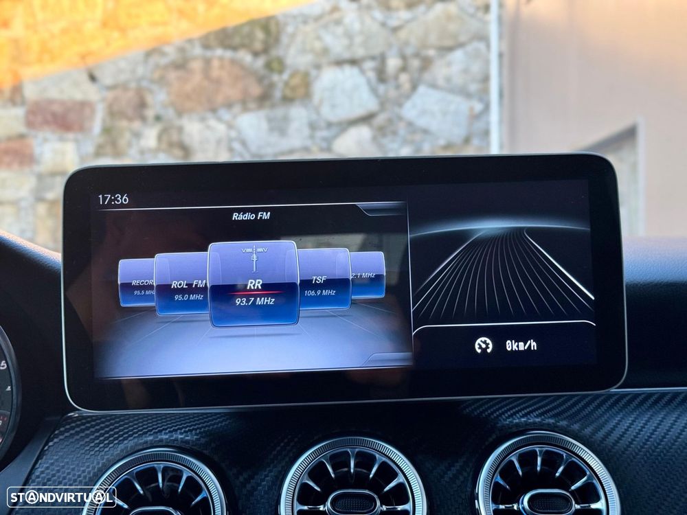 Mercedes-Benz A 180 d AMG Line - 50