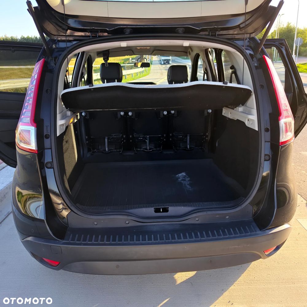 Renault Scenic - 26