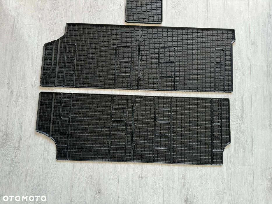 Dywaniki Gumowe VW Volkswagen MULTIVAN T5 T6 T6.1  Dopasowane Rzędy - 4