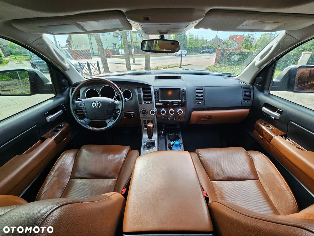 Toyota Tundra - 10