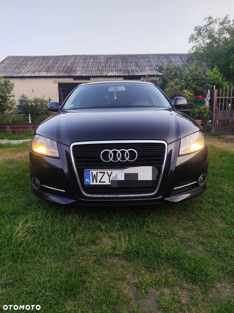 Audi A3 Sportback - 2