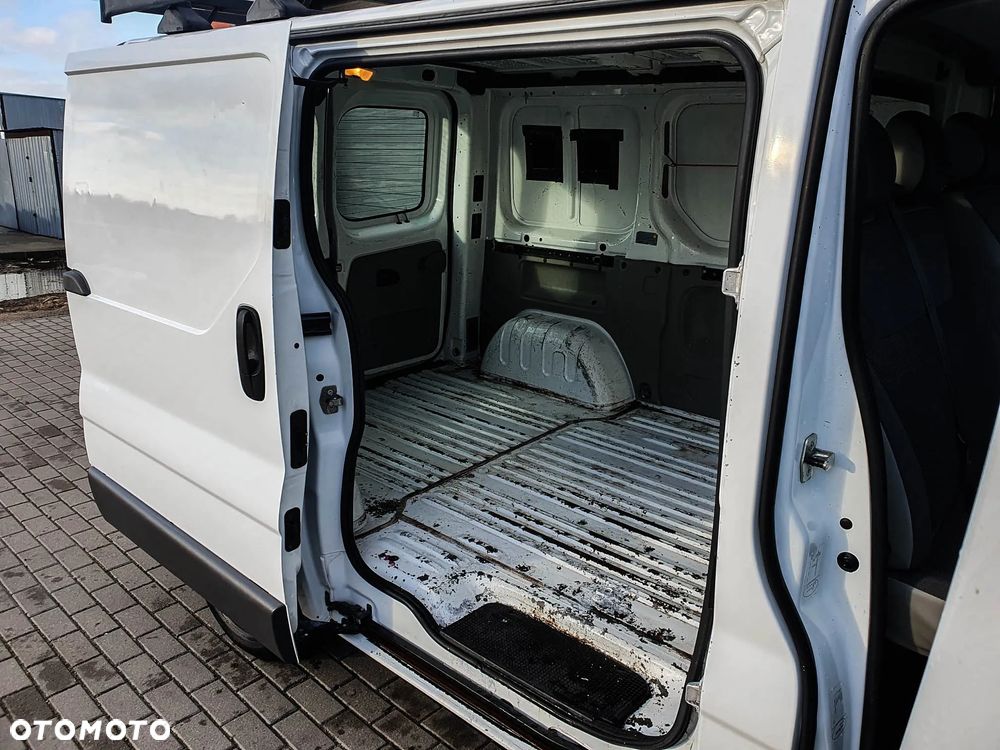 Opel Vivaro - 13