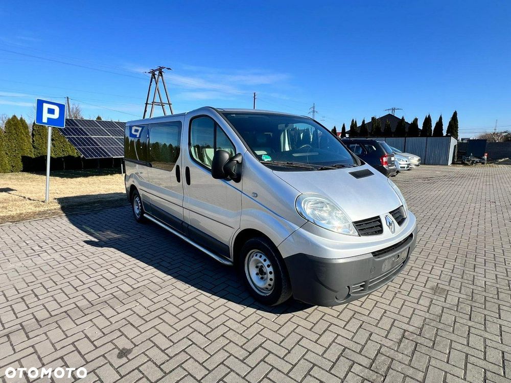 Renault Trafic - 2