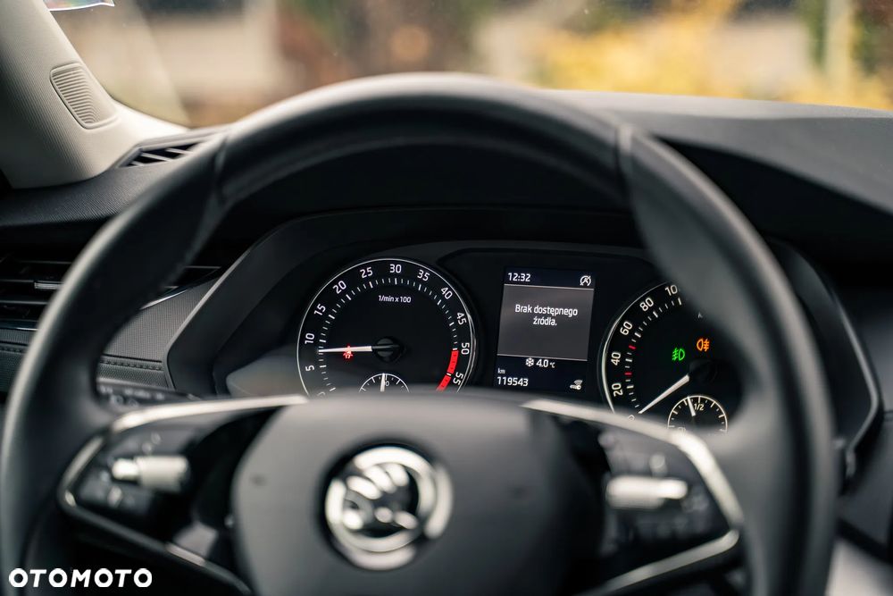 Skoda Octavia 2.0 TDI Ambition - 19